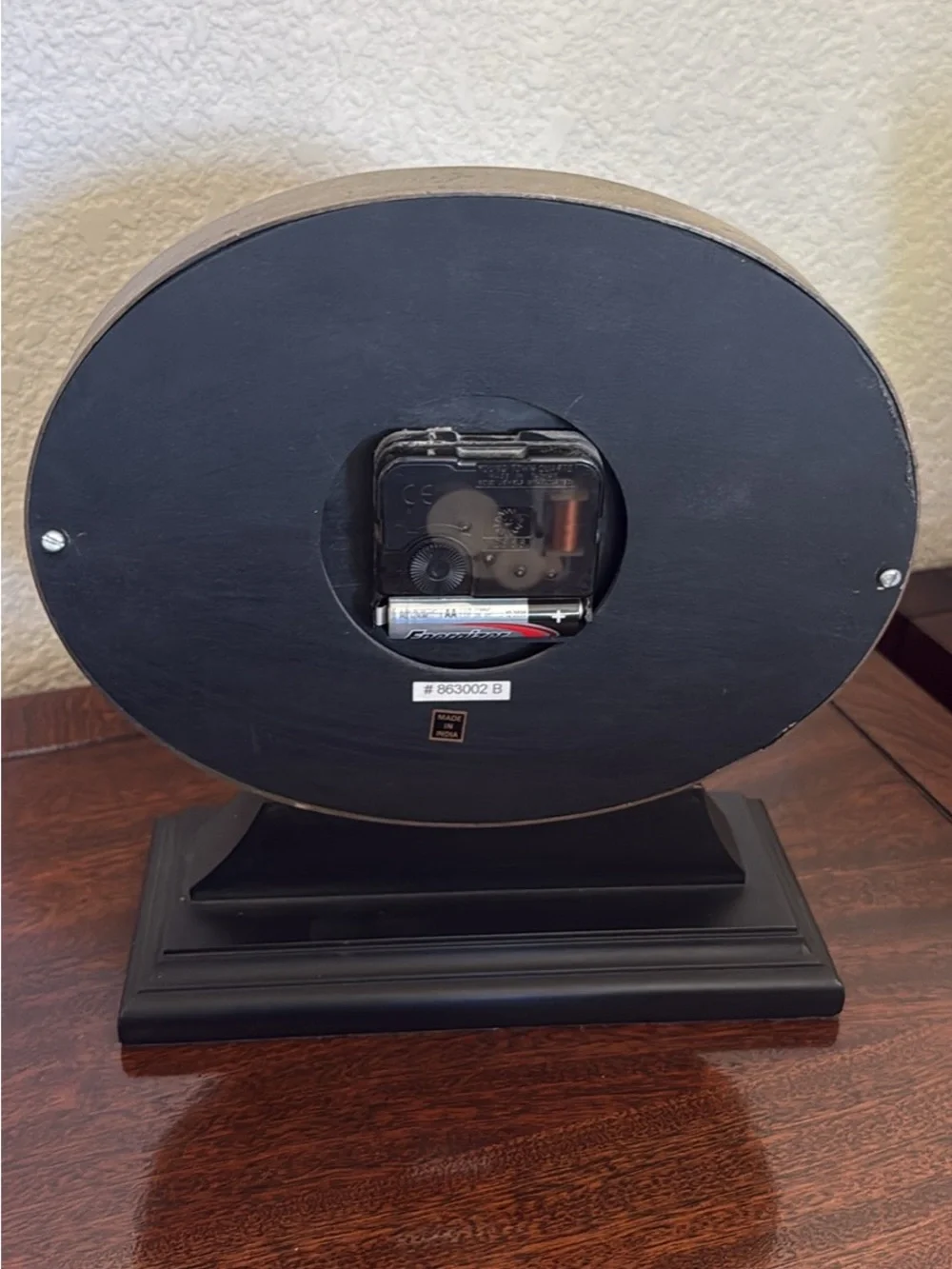 Vintage-Style Oval Table Clock in Gold and Black